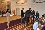 Předávání diplomů předsedou poroty Jiřím Pospíchalem