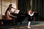 Viktorie Pipalová - housle 2.roč.